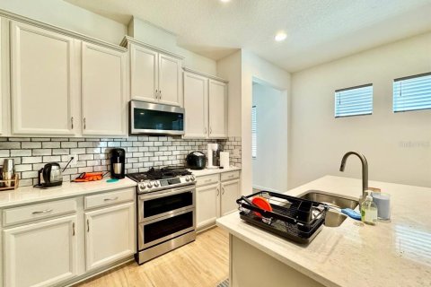 Casa en alquiler en Apollo Beach, Florida, 3 dormitorios, 167.22 m2 № 2284645 - foto 9