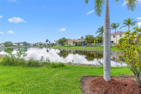 Villa ou maison à vendre à Weston, Floride: 3 chambres, 144.56 m2 № 1958689 - photo 28