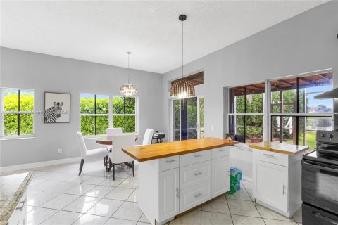 Villa ou maison à vendre à Weston, Floride: 3 chambres, 144.56 m2 № 1958689 - photo 20