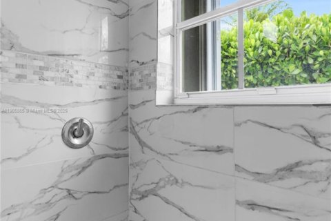 Villa ou maison à vendre à Weston, Floride: 3 chambres, 144.56 m2 № 1958689 - photo 14