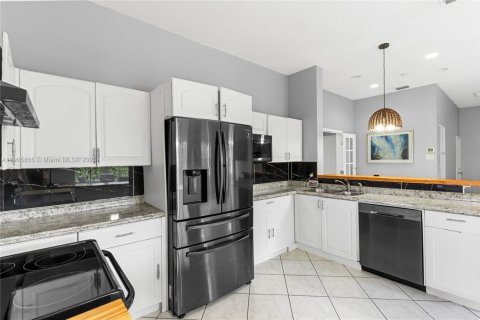 Villa ou maison à vendre à Weston, Floride: 3 chambres, 144.56 m2 № 1958689 - photo 11