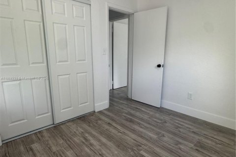 Villa ou maison à louer à Pompano Beach, Floride: 3 chambres, 115.66 m2 № 1930997 - photo 12