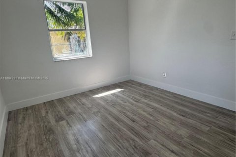 Villa ou maison à louer à Pompano Beach, Floride: 3 chambres, 115.66 m2 № 1930997 - photo 8