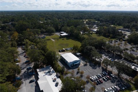 Propiedad comercial en alquiler en Gainesville, Florida, 157.93 m2 № 907144 - foto 3