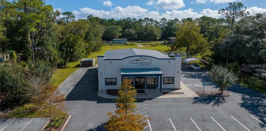 Immobilier commercial à Gainesville, Floride 157.93 m2 № 907144