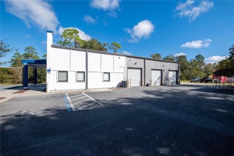 Propiedad comercial en alquiler en Gainesville, Florida, 157.93 m2 № 907144 - foto 12