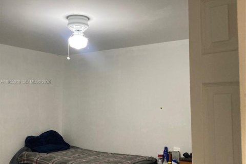 Villa ou maison à louer à Deerfield Beach, Floride: 3 chambres, 130.71 m2 № 2010935 - photo 16