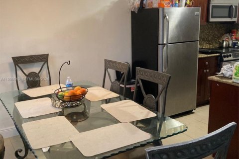 Villa ou maison à louer à Deerfield Beach, Floride: 3 chambres, 130.71 m2 № 2010935 - photo 6