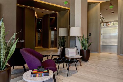 Condo in Hollywood, Florida, 1 bedroom  № 2300578 - photo 30