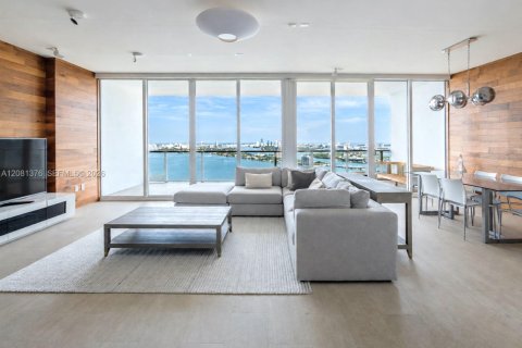 Condo in Miami, Florida, 4 bedrooms  № 2339958 - photo 7