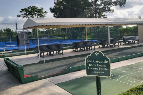Condo in Lake Worth, Florida, 1 bedroom  № 1763154 - photo 20