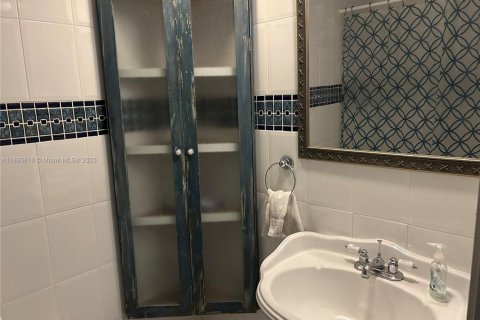 Copropriété à vendre à Miami, Floride: 2 chambres, 100.89 m2 № 2014232 - photo 27