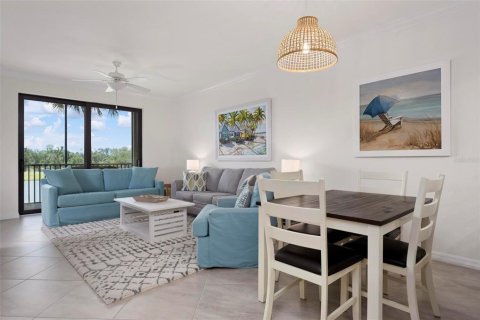 Condo in Bradenton, Florida, 2 bedrooms in LAKEWOOD NATIONAL  № 2202747 - photo 9