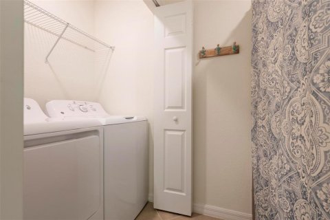 Condo in Bradenton, Florida, 2 bedrooms in LAKEWOOD NATIONAL  № 2202747 - photo 18