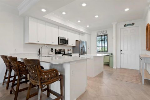Condo in Bradenton, Florida, 2 bedrooms in LAKEWOOD NATIONAL  № 2202747 - photo 8