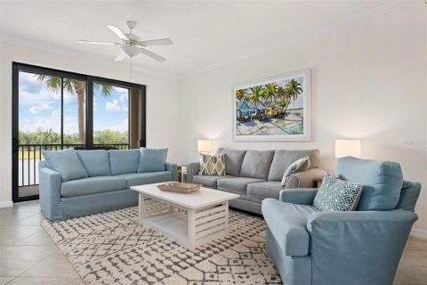 Condo in Bradenton, Florida, 2 bedrooms in LAKEWOOD NATIONAL  № 2202747 - photo 11