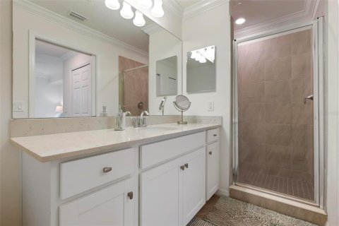 Condo in Bradenton, Florida, 2 bedrooms in LAKEWOOD NATIONAL  № 2202747 - photo 23