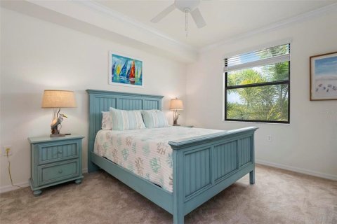 Condo in Bradenton, Florida, 2 bedrooms in LAKEWOOD NATIONAL  № 2202747 - photo 19