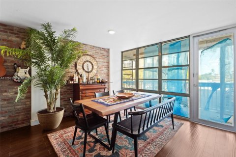 Condo in Sunny Isles Beach, Florida, 2 bedrooms  № 1863719 - photo 7