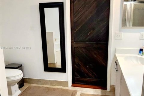 Купить кондоминиум в Пемброк-Пайнс, Флорида 2 спальни, 103.59м2, № 1998763 - фото 17