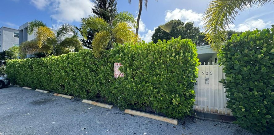 Apartment in Fort Lauderdale, Florida 1 bedroom, 62.71 sq.m. № 2086493