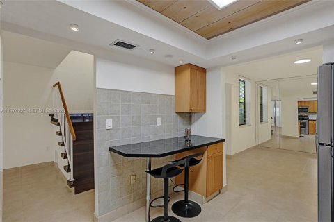 Townhouse in Aventura, Florida 3 bedrooms, 123.56 sq.m. № 2038397 - photo 4