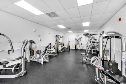 Condominio en alquiler en Hollywood, Florida, 2 dormitorios, 125.42 m2 № 1922450 - foto 13