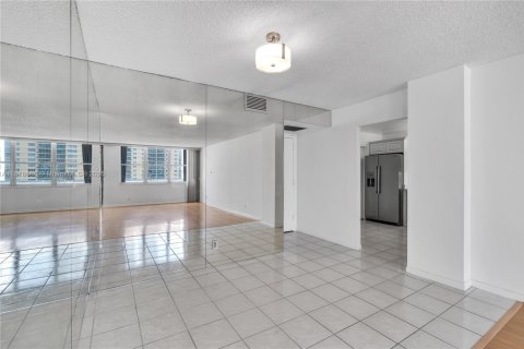 Condominio en alquiler en Hollywood, Florida, 2 dormitorios, 125.42 m2 № 1922450 - foto 25
