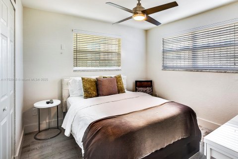 Condominio en venta en Miami Beach, Florida, 2 dormitorios, 75.72 m2 № 1713890 - foto 4
