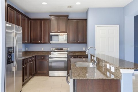 Touwnhouse à vendre à Apopka, Floride: 3 chambres, 172.33 m2 № 2228475 - photo 11