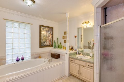 Villa ou maison à vendre à Howey-in-the-Hills, Floride: 4 chambres, 298.4 m2 № 2133230 - photo 26