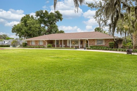Villa ou maison à Howey-in-the-Hills, Floride 4 chambres, 298.4 m2 № 2133230