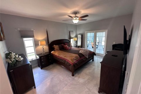 Villa ou maison à vendre à Cape Coral, Floride: 3 chambres, 217.76 m2 № 1734393 - photo 18