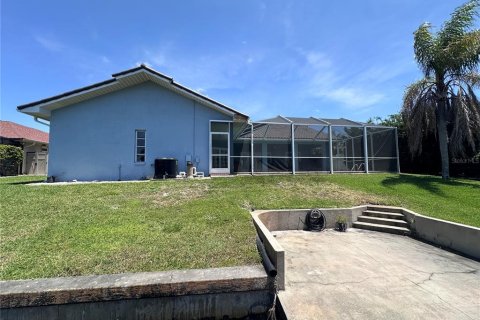 Villa ou maison à vendre à Cape Coral, Floride: 3 chambres, 217.76 m2 № 1734393 - photo 5