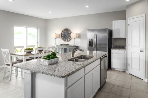 Villa ou maison à vendre à Haines City, Floride: 4 chambres, 159.98 m2 № 2147887 - photo 7