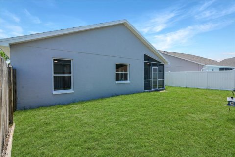 House in Port Richey, Florida 3 bedrooms, 111.3 sq.m. № 1824709 - photo 20