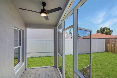 House in Port Richey, Florida 3 bedrooms, 111.3 sq.m. № 1824709 - photo 15