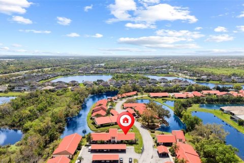 Condo in Sarasota, Florida, 2 bedrooms  № 2216209 - photo 2