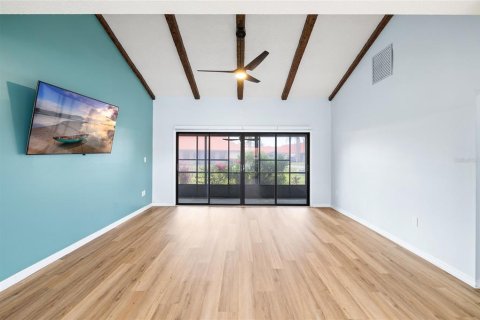 Condo in Sarasota, Florida, 2 bedrooms  № 2216209 - photo 23