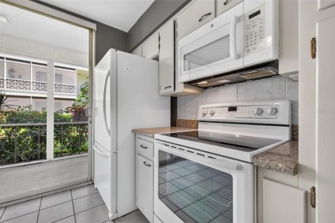 Купить кондоминиум в Сент-Питерсберг, Флорида 5 комнат, 126.35м2, № 2405721 - фото 21