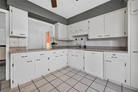 Купить кондоминиум в Сент-Питерсберг, Флорида 5 комнат, 126.35м2, № 2405721 - фото 23