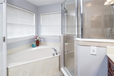 House in Jacksonville, Florida 3 bedrooms, 239.97 sq.m. № 1917179 - photo 28