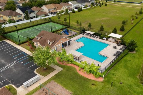 House in Jacksonville, Florida 3 bedrooms, 239.97 sq.m. № 1917179 - photo 8