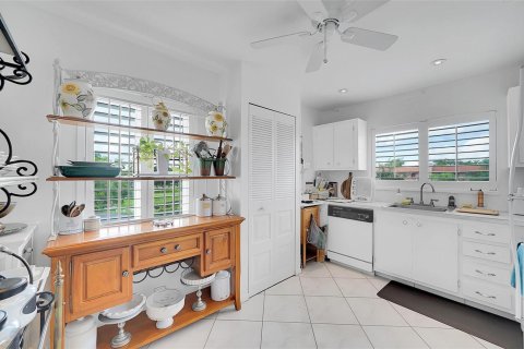 Condo à Sunrise, Floride, 2 chambres  № 2084381