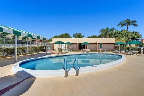 Copropriété à vendre à Sunrise, Floride: 2 chambres, 95.69 m2 № 2084381 - photo 28