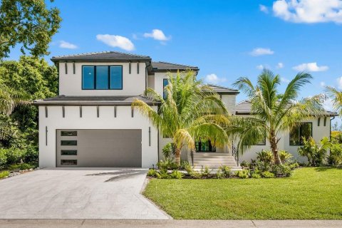 Casa en venta en Longboat Key, Florida, 5 dormitorios, 371.61 m2 № 2386248 - foto 2