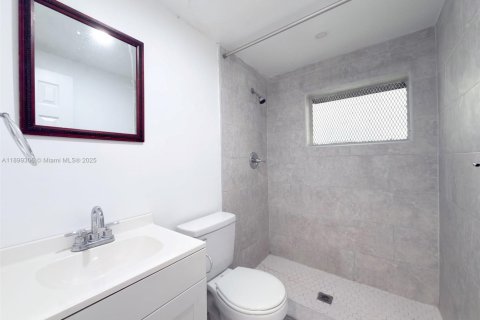 Condominio en alquiler en Miami Beach, Florida, 1 dormitorio № 2012476 - foto 8