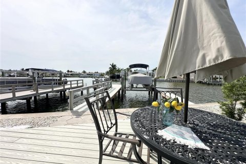 Casa en venta en Saint Petersburg, Florida, 2 dormitorios, 182.37 m2 № 2206658 - foto 27