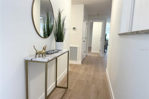 Casa en venta en Saint Petersburg, Florida, 2 dormitorios, 182.37 m2 № 2206658 - foto 8