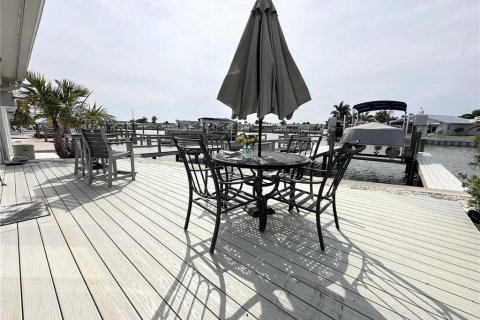 Casa en venta en Saint Petersburg, Florida, 2 dormitorios, 182.37 m2 № 2206658 - foto 28